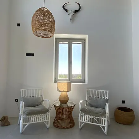 Clepsydra Nyaraló *